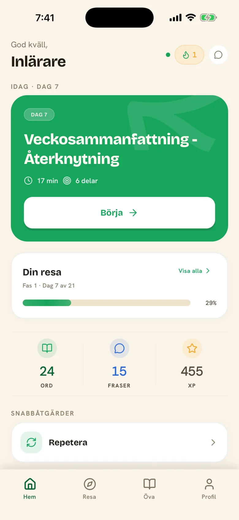 Surayt-appens hemskärm med dagens lektion, din resa och antal ord, fraser och XP.